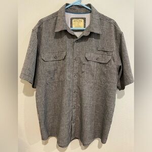 Men’s Rustic Ridge Gray Outdoor Short sleeve Button Up Shirt.  Size L